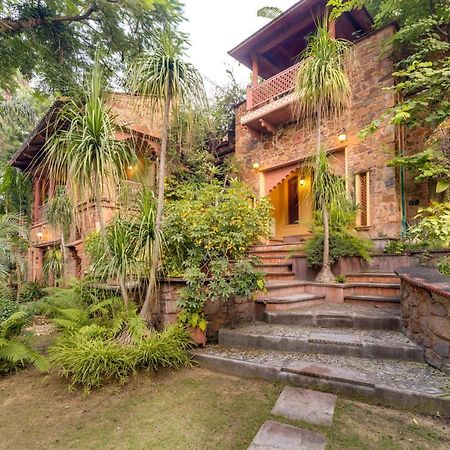 Hostie Chinar Haveli - Heritage Home With Pool, Gurgaon Exterior photo