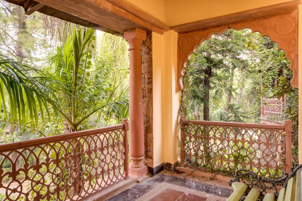 Hostie Chinar Haveli - Heritage Home With Pool, Gurgaon Exterior photo