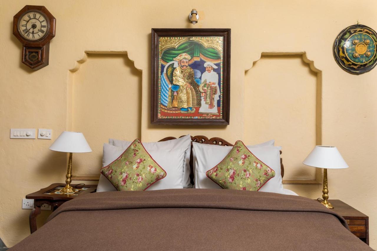 Hostie Chinar Haveli - Heritage Home With Pool, Gurgaon Exterior photo