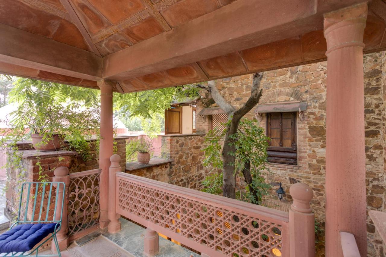 Hostie Chinar Haveli - Heritage Home With Pool, Gurgaon Exterior photo