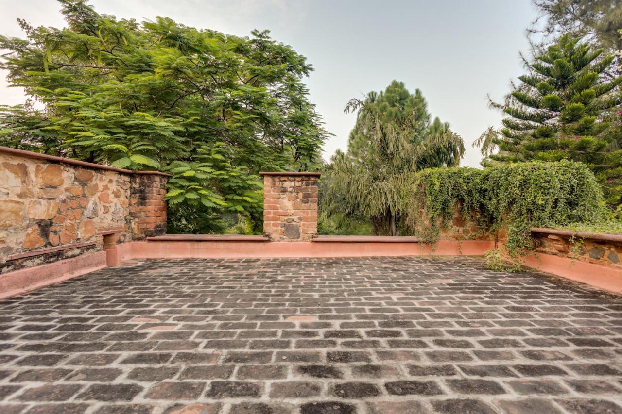 Hostie Chinar Haveli - Heritage Home With Pool, Gurgaon Exterior photo