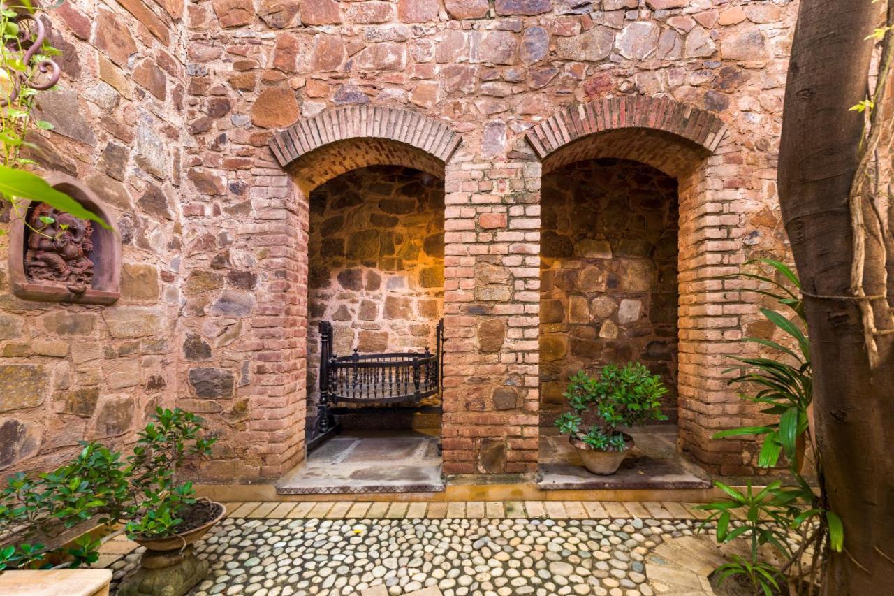 Hostie Chinar Haveli - Heritage Home With Pool, Gurgaon Exterior photo